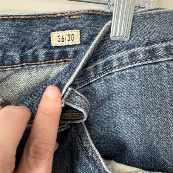 Excellent condition besides the hole that is pictured! 36x30 - Picture 4 of 5